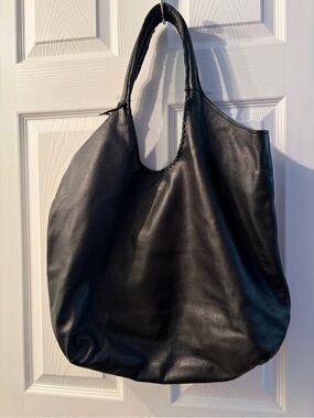 JENNIFER HALEY - LARGE SOPHISTICATED SHOPPER